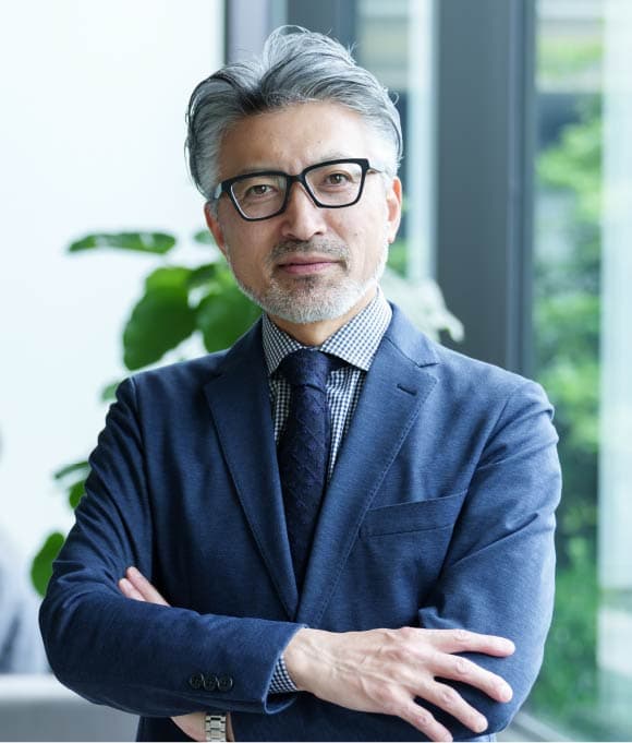 威厳あるオリジナルサインに満足するユーザー２の写真
